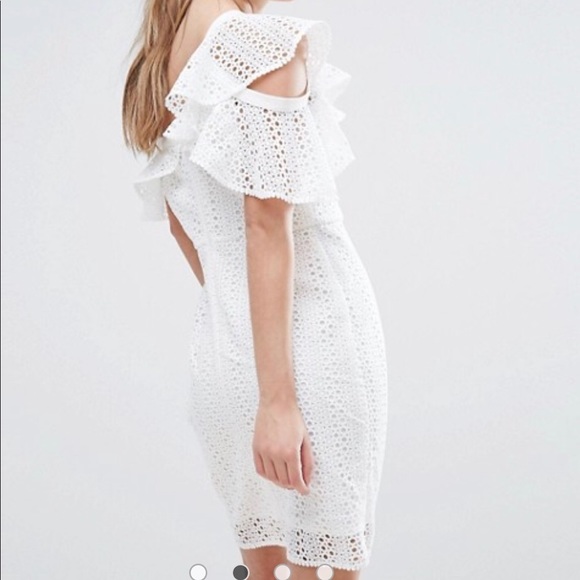 Asymmetric Ruffle Lace Pencil Dress - Picture 4 of 8